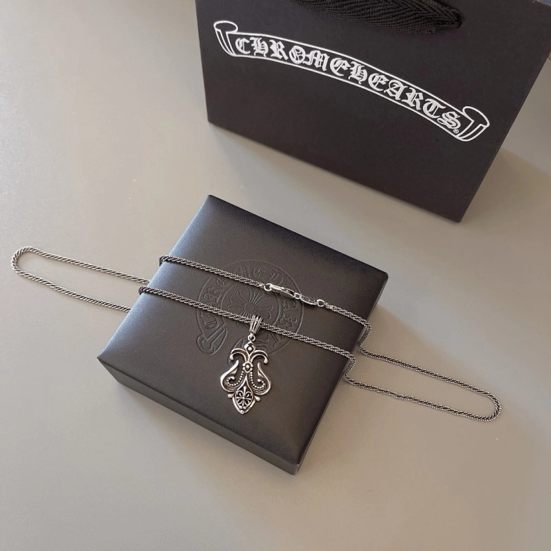 Flexible Chrome Hearts Necklaces 236795