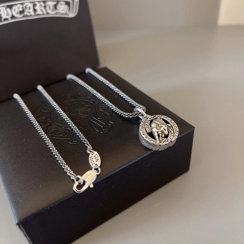 Sleek Chrome Hearts Necklaces 236785
