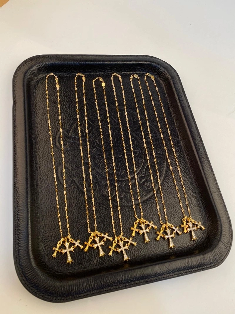 Vibrant Chrome Hearts Necklaces 236770
