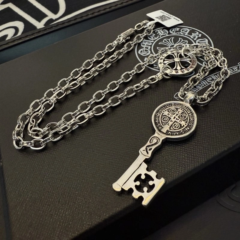 WaterResistant Chrome Hearts Necklaces 236767