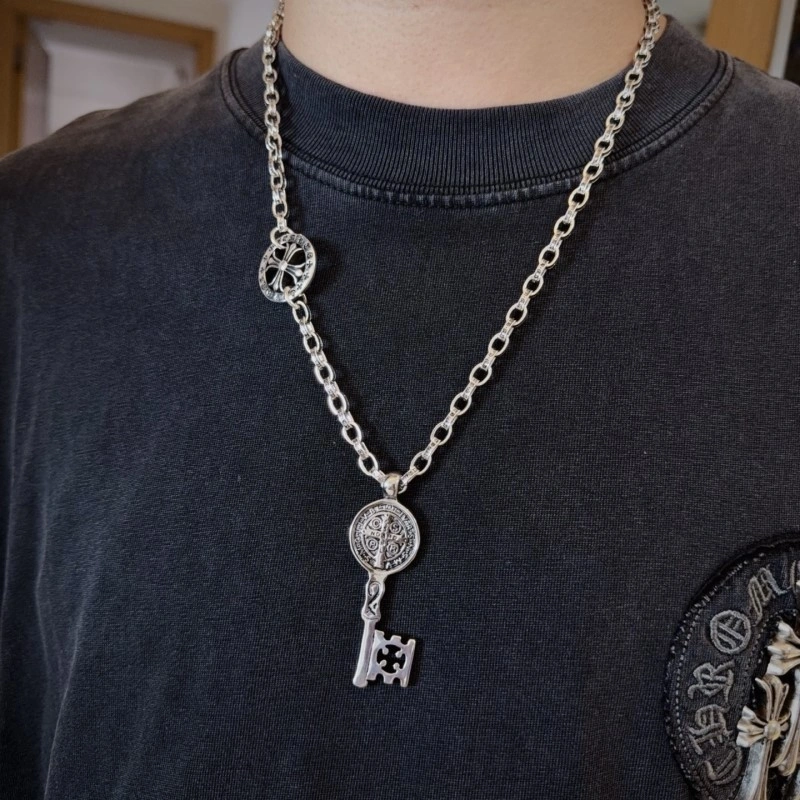 WaterResistant Chrome Hearts Necklaces 236767