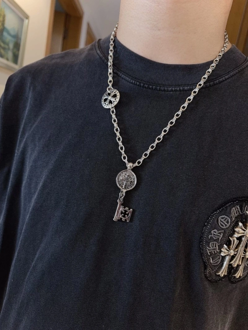 WaterResistant Chrome Hearts Necklaces 236767