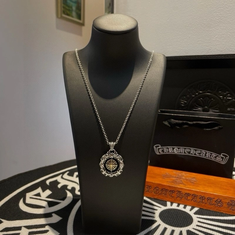 Contemporary Chrome Hearts Necklaces 236771