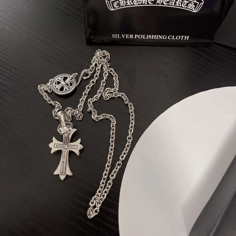 Breathable Chrome Hearts Necklaces 236748