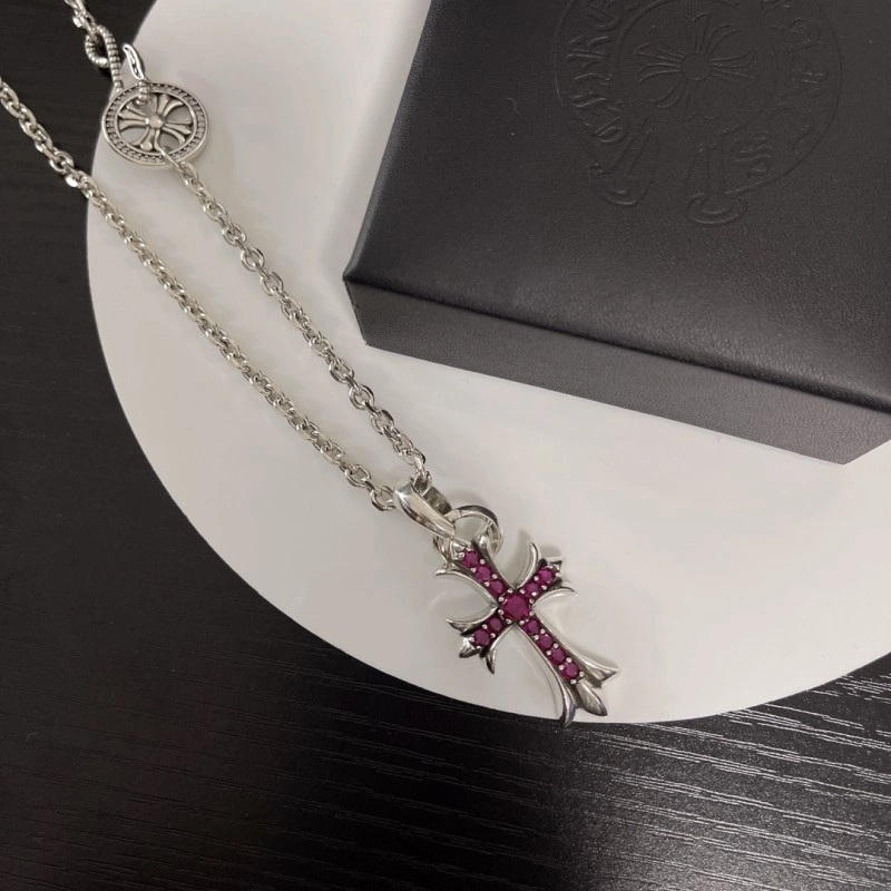 Breathable Chrome Hearts Necklaces 236748