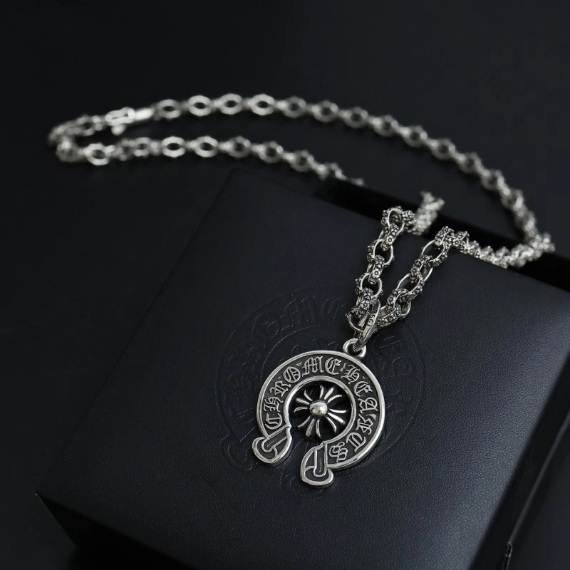 Breathable Chrome Hearts Necklaces 236740