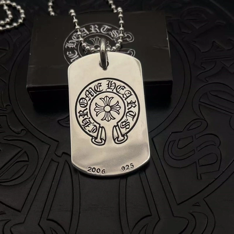Snug Chrome Hearts Necklaces 236721