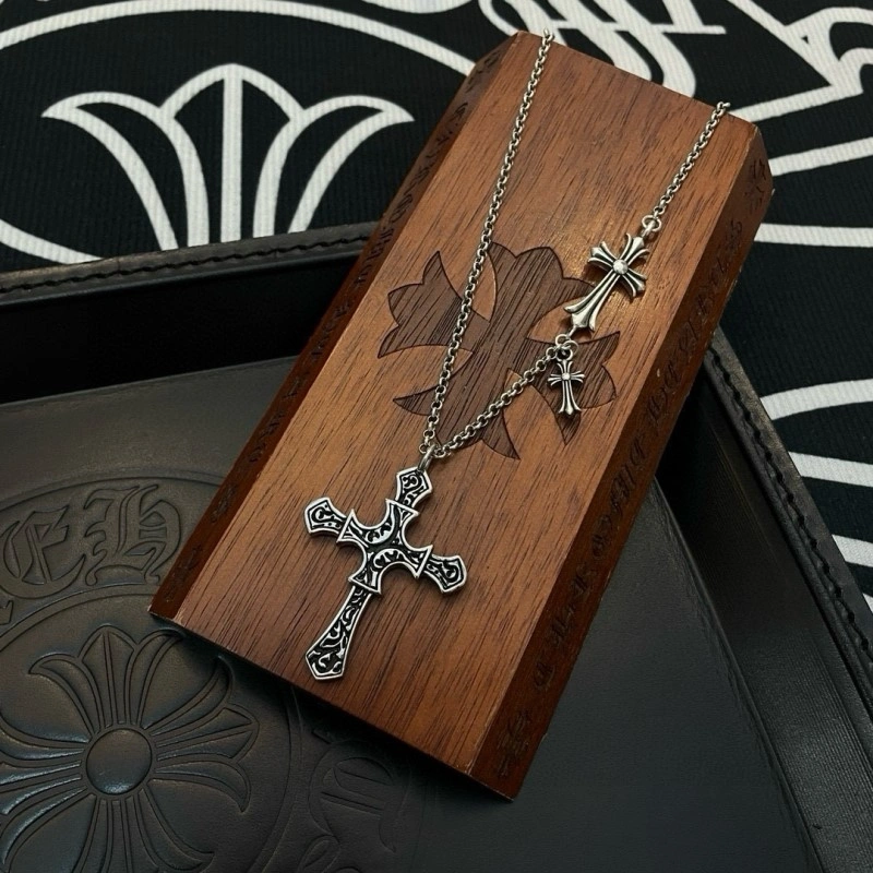 Lightweight Chrome Hearts Necklaces 236684