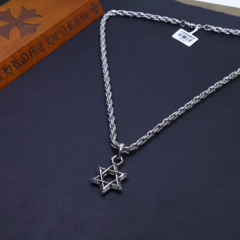 Cozy Chrome Hearts Necklaces 236667