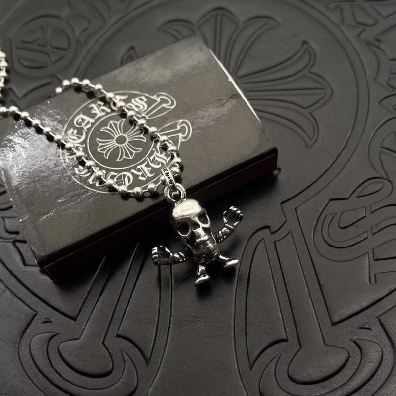 Sleek Chrome Hearts Necklaces 236648