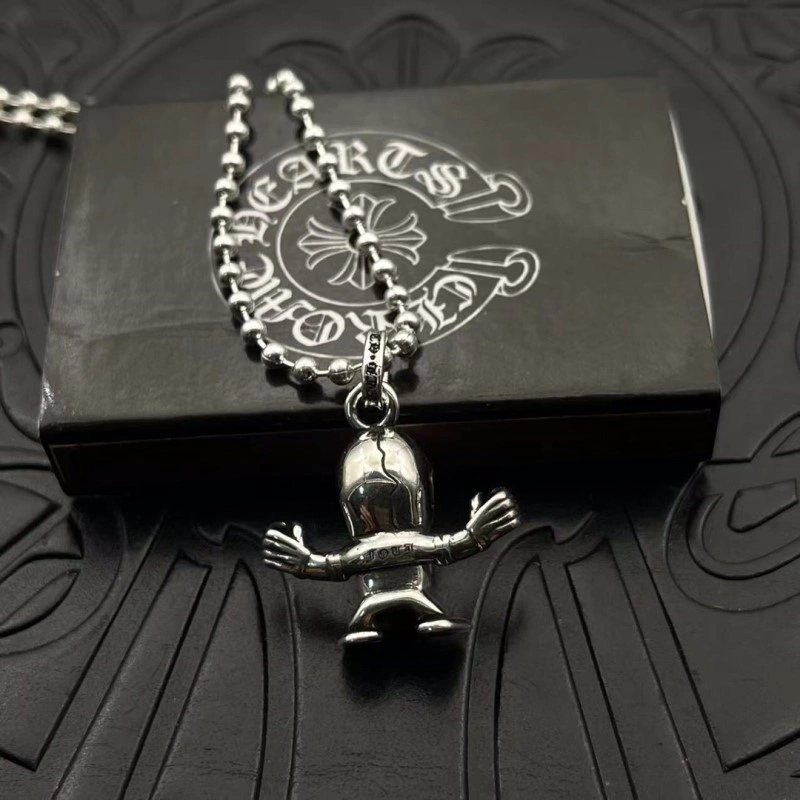 Sleek Chrome Hearts Necklaces 236648