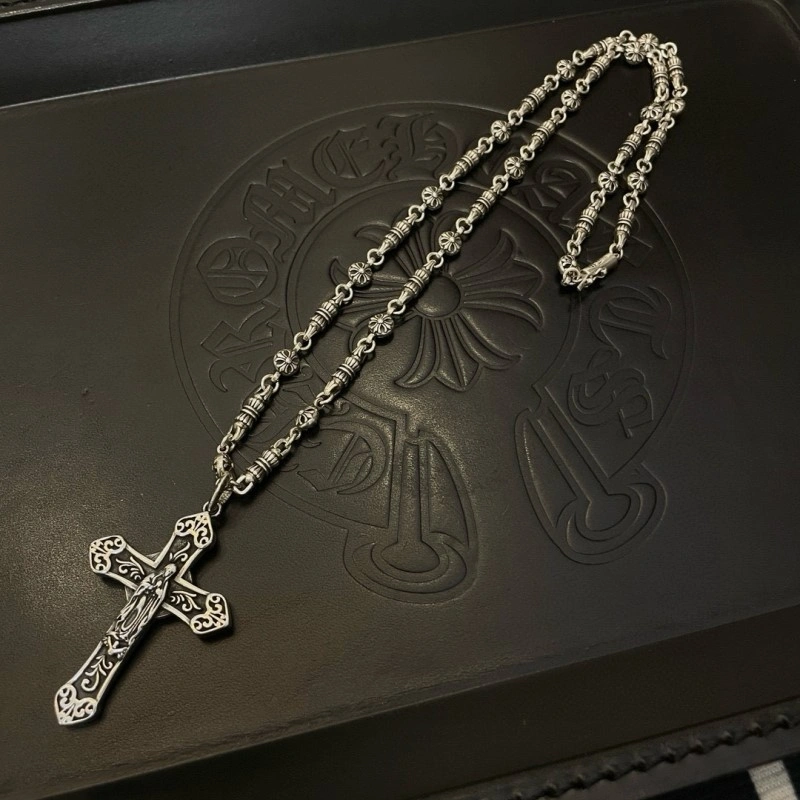 Compact Chrome Hearts Necklaces 236640
