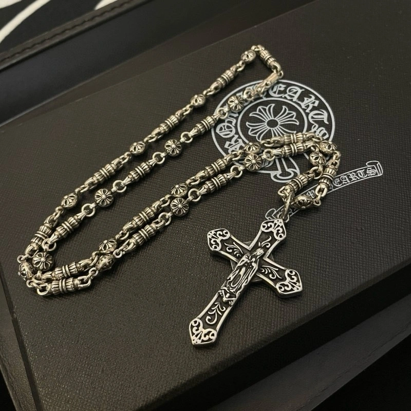 Compact Chrome Hearts Necklaces 236640