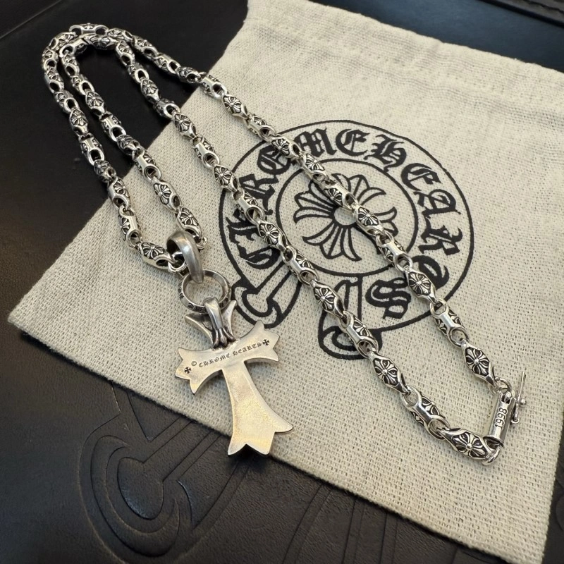 Bold Chrome Hearts Necklaces 236625
