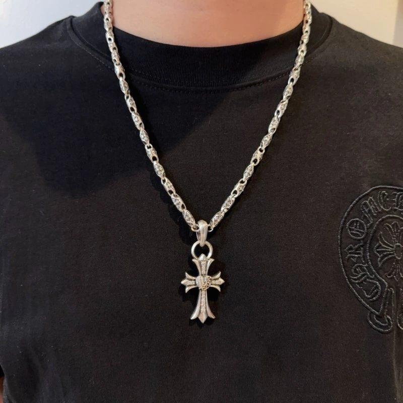 Bold Chrome Hearts Necklaces 236625