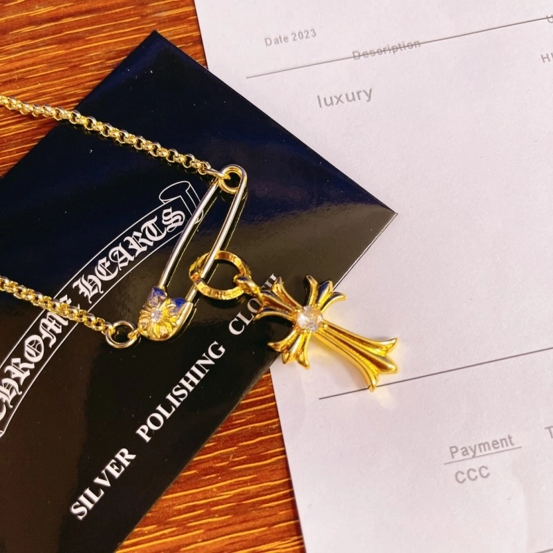 Snug Chrome Hearts Necklaces 236598