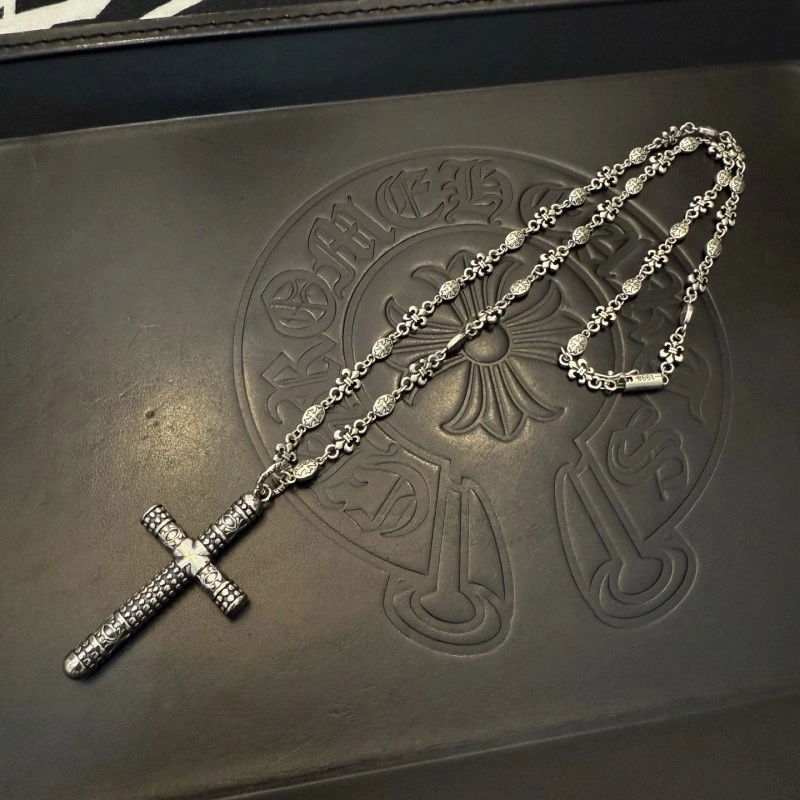 Sophisticated Chrome Hearts Necklaces 236590