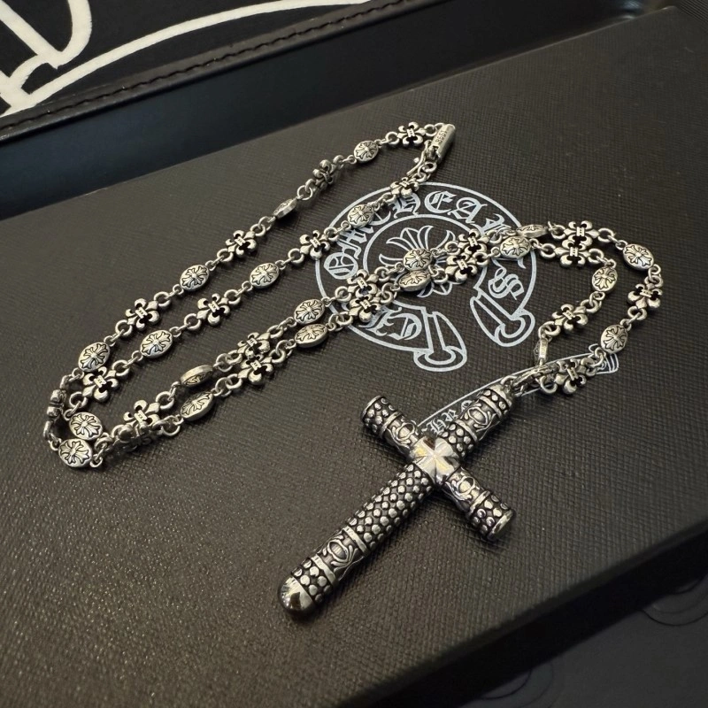 Sophisticated Chrome Hearts Necklaces 236590
