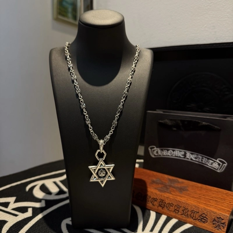 Chrome Hearts Necklaces Fashionable 236570