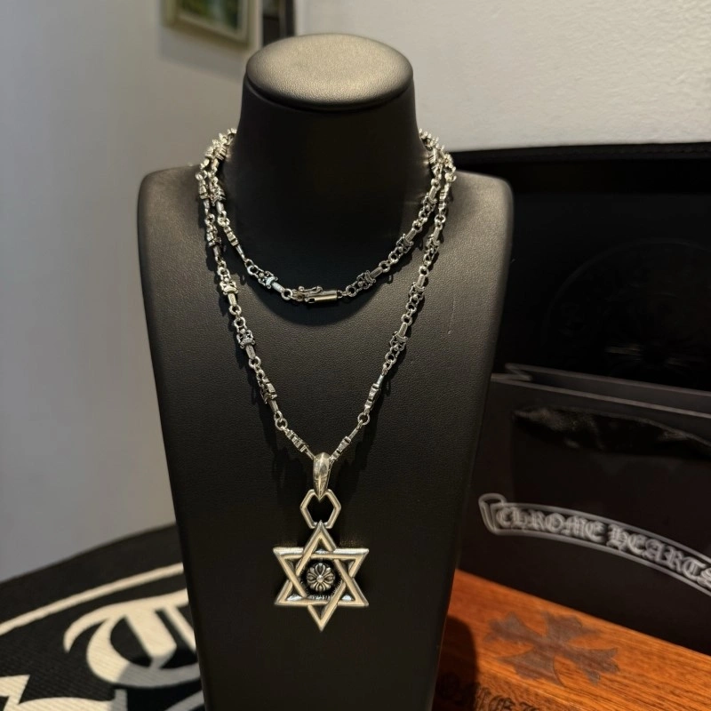 Chrome Hearts Necklaces Fashionable 236570