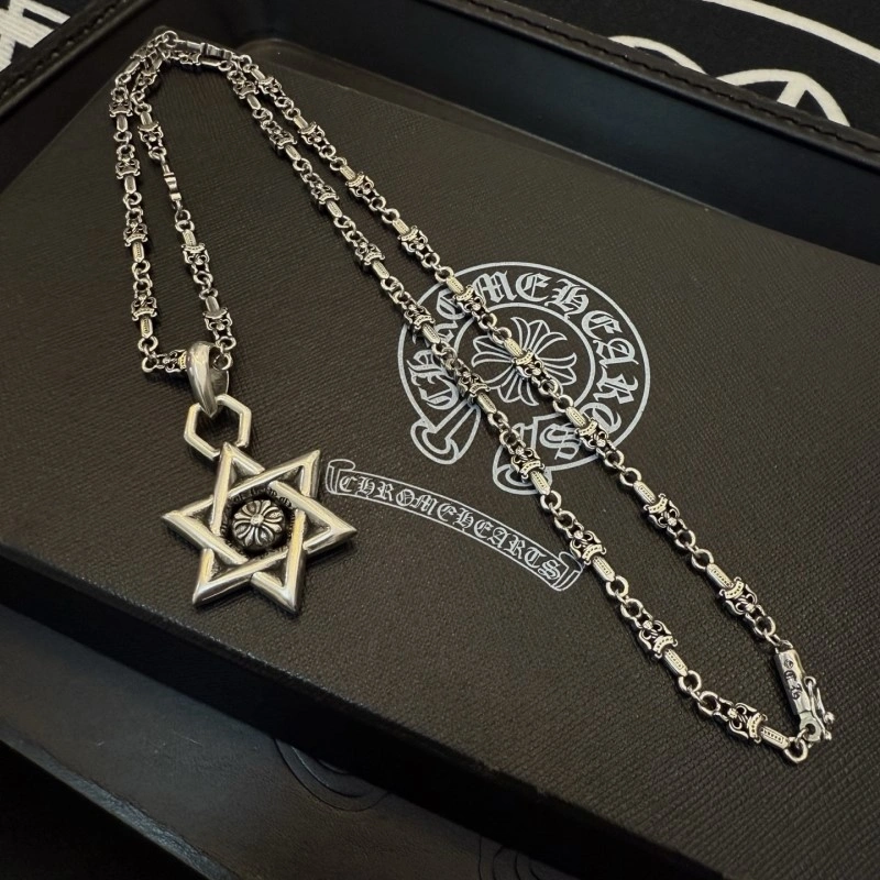 Chrome Hearts Necklaces Fashionable 236570