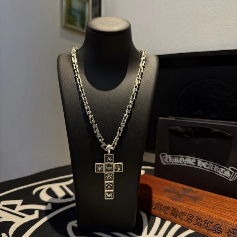 SoftTouch Chrome Hearts Necklaces 236576