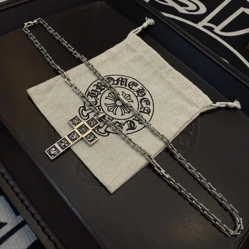 SoftTouch Chrome Hearts Necklaces 236576