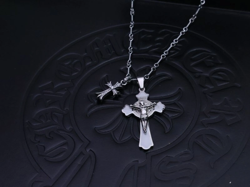 SmoothTexture Chrome Hearts Necklaces 236526