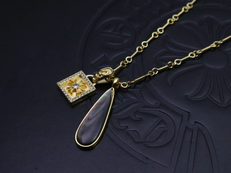 Trendsetting Chrome Hearts Necklaces 236508