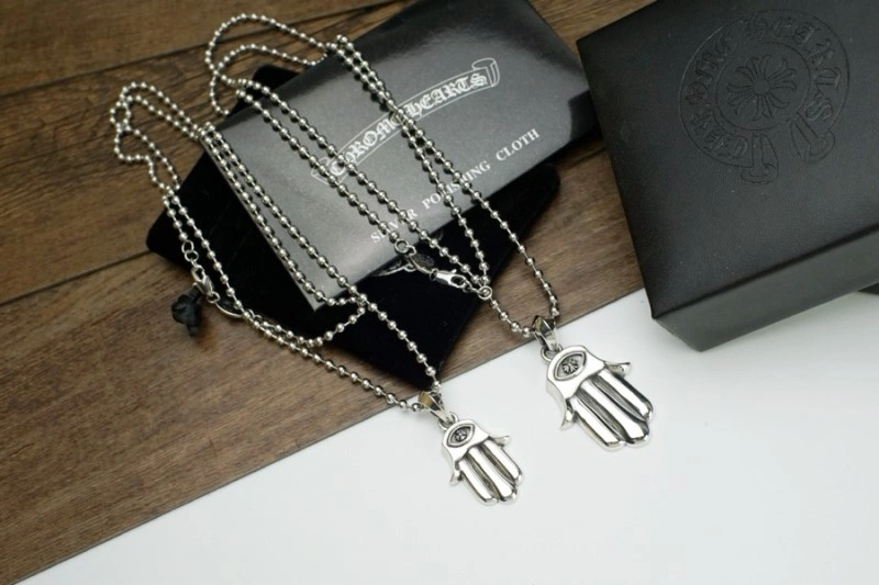 Fashionable Chrome Hearts Necklaces 236567