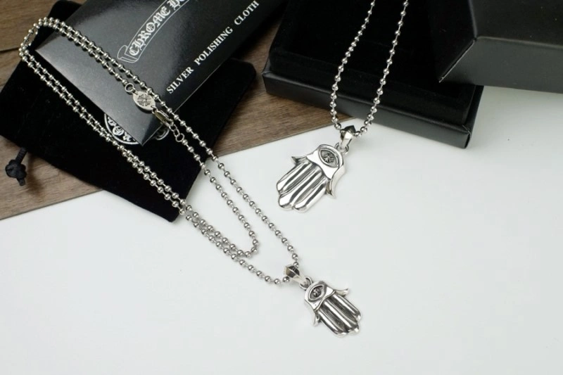 Fashionable Chrome Hearts Necklaces 236567