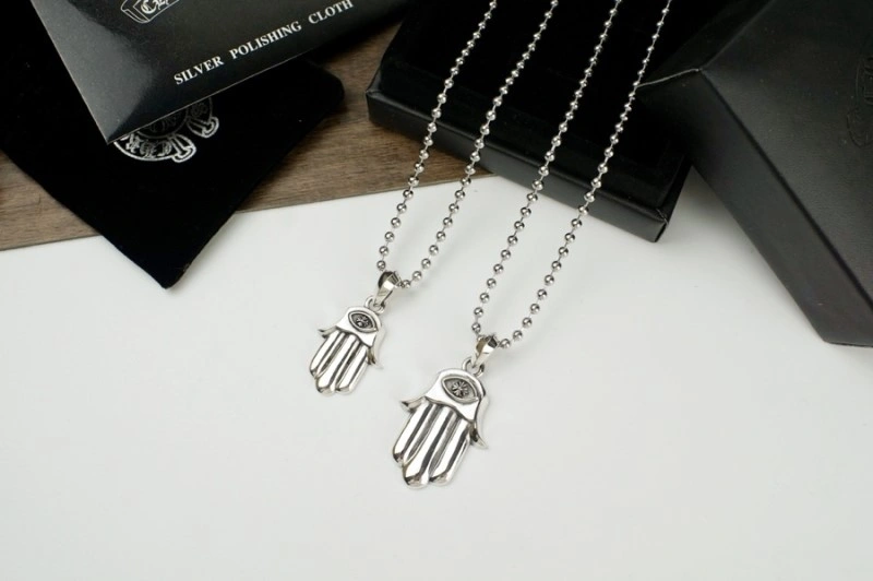 Fashionable Chrome Hearts Necklaces 236567