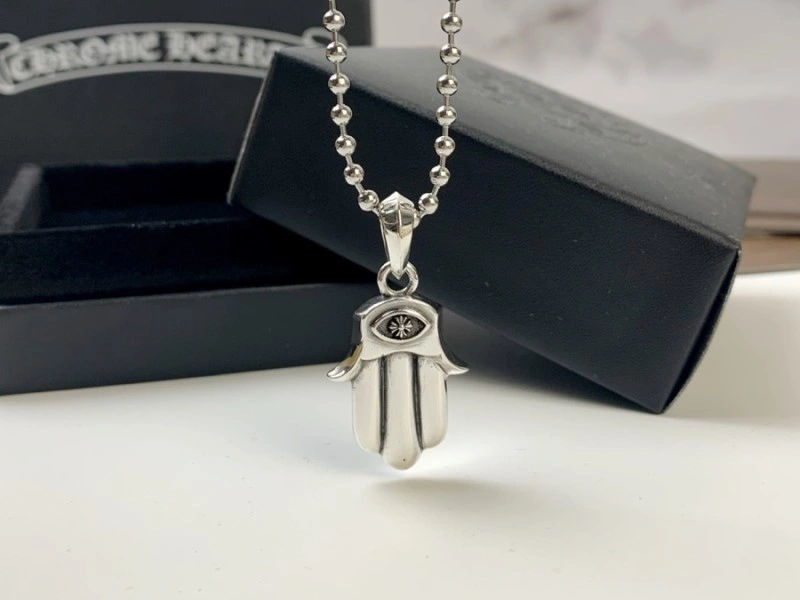 Fashionable Chrome Hearts Necklaces 236567