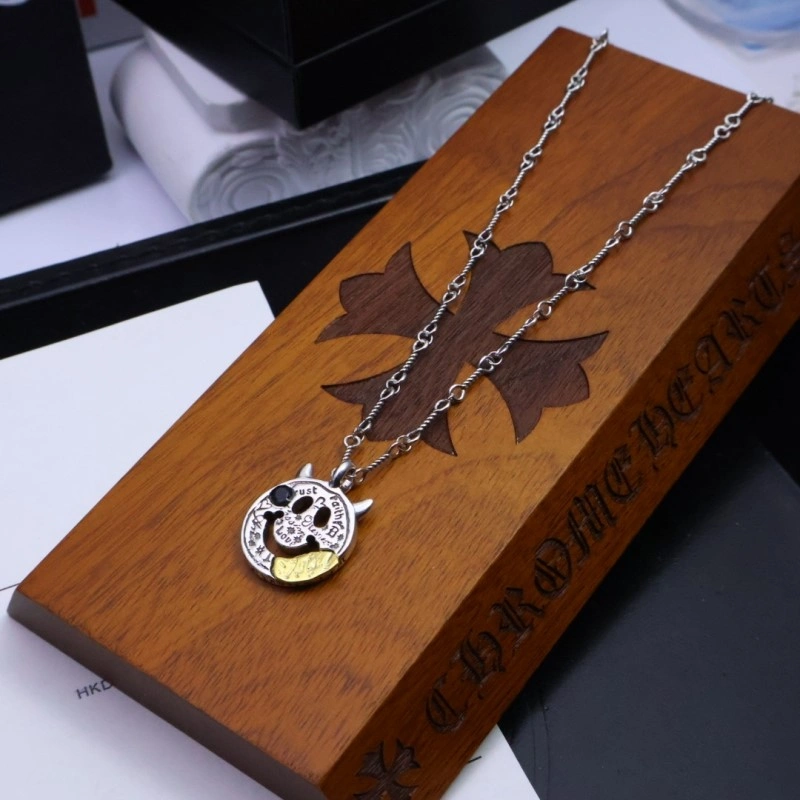 Effortless Chrome Hearts Necklaces 236485