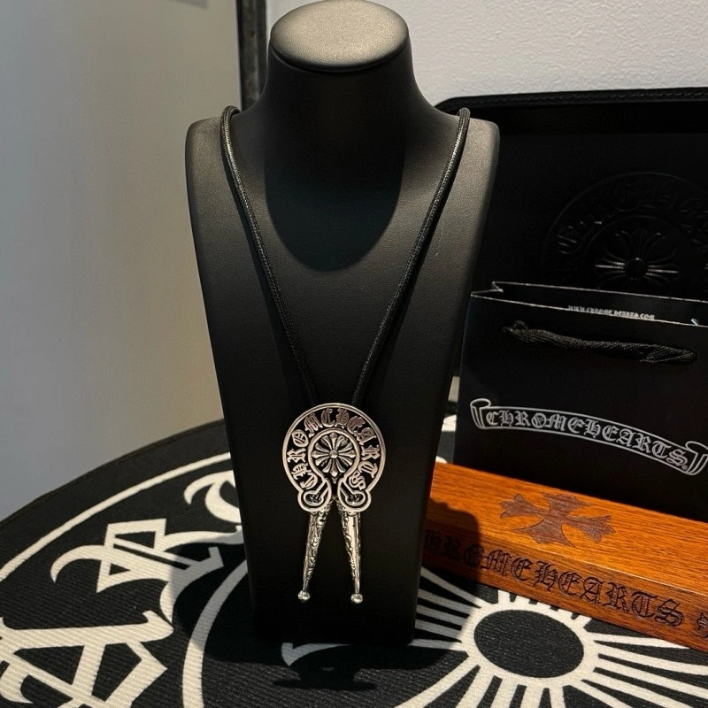 Chrome Hearts Necklaces OnTrend 236446