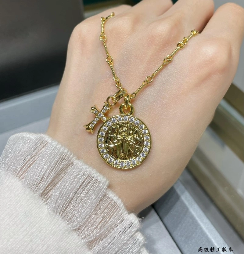 Breathable Chrome Hearts Necklaces 236440