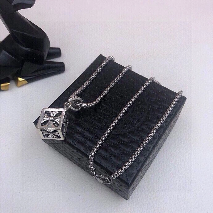 TravelReady Chrome Hearts Necklaces 268384