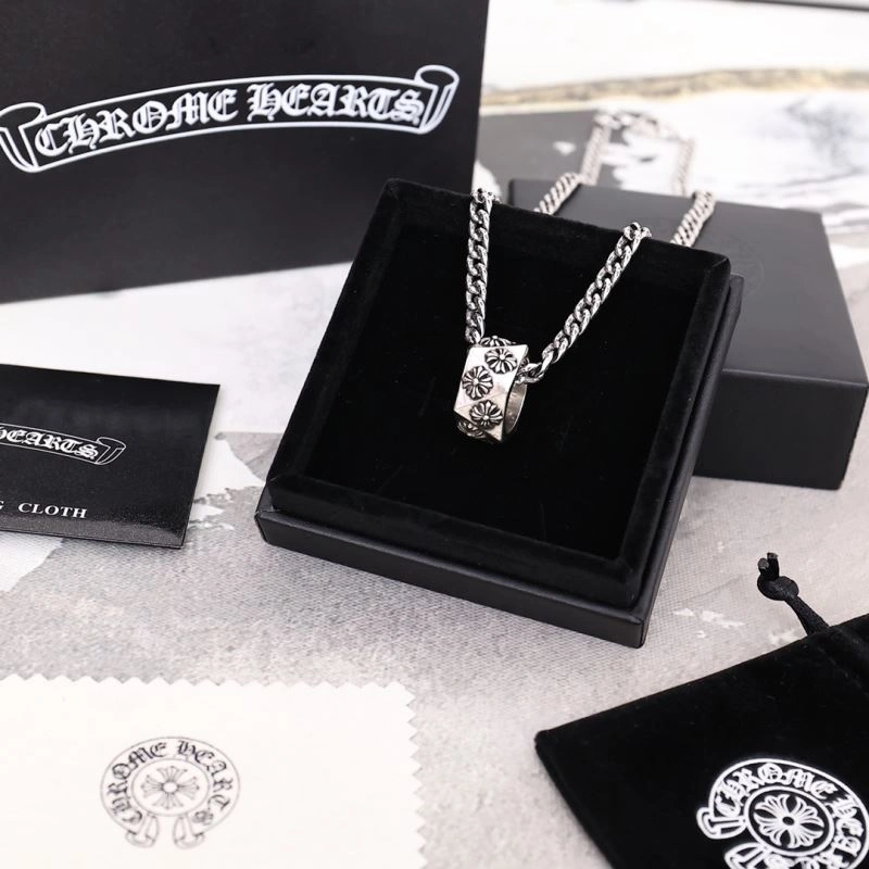 Cozy Chrome Hearts Rings 242335