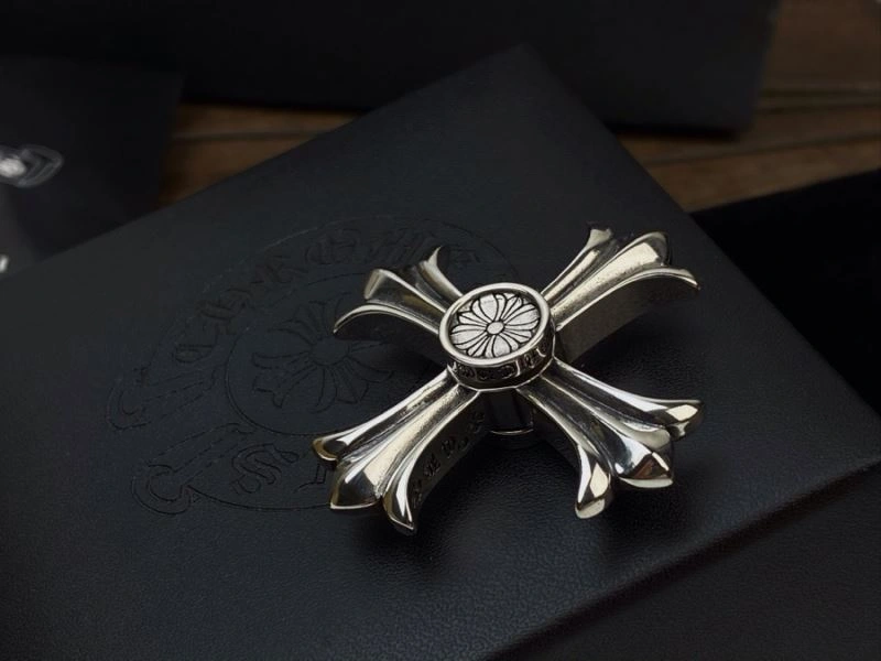Efficient Chrome Hearts Rings 241784