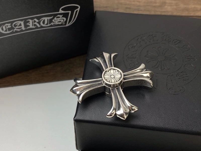 Efficient Chrome Hearts Rings 241784