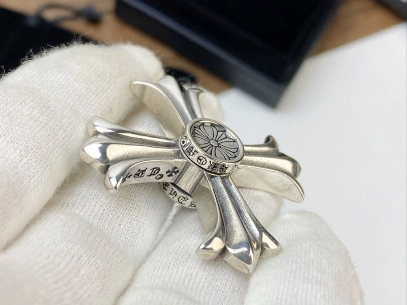 Efficient Chrome Hearts Rings 241784