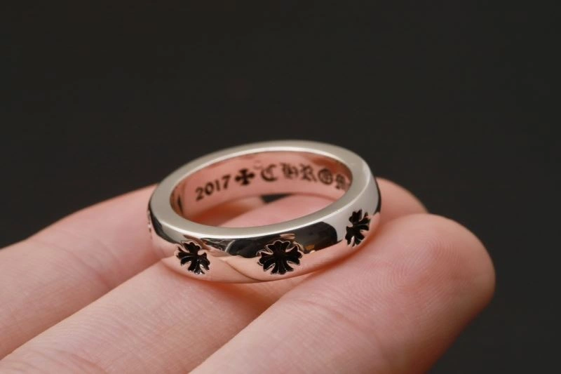 Sleek Chrome Hearts Rings 241561