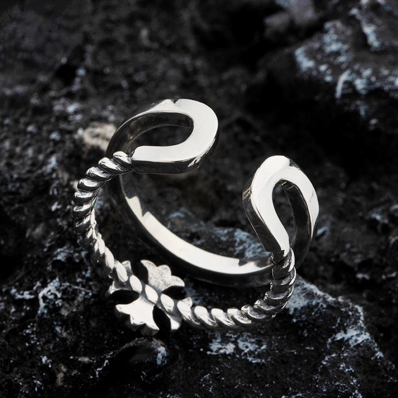 Sleek Chrome Hearts Rings 240940
