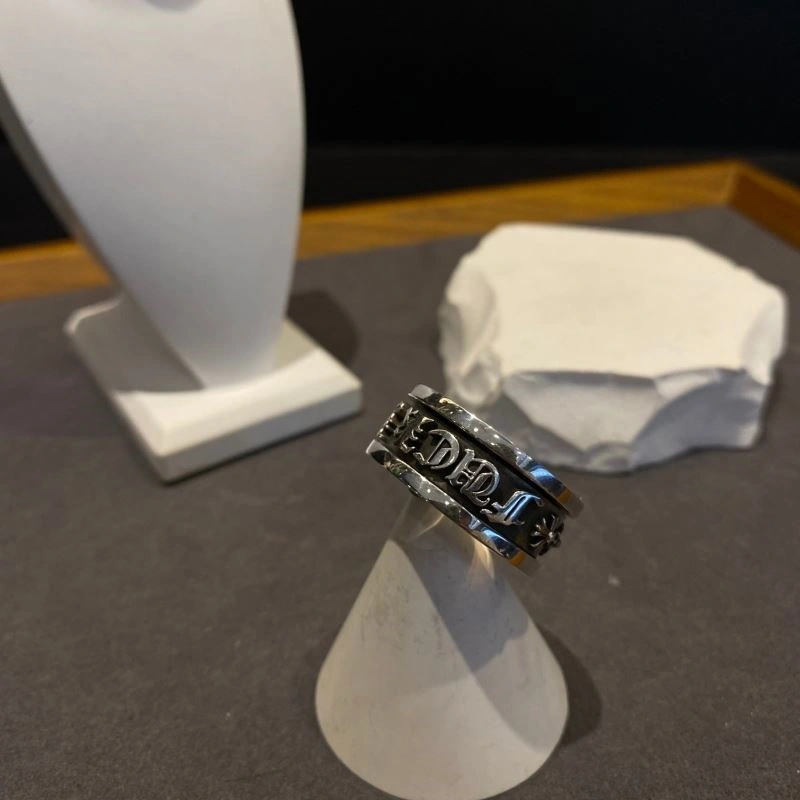 Stylish Chrome Hearts Rings 238396
