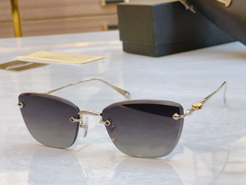 Chrome Hearts Sunglasses Elegant 279011