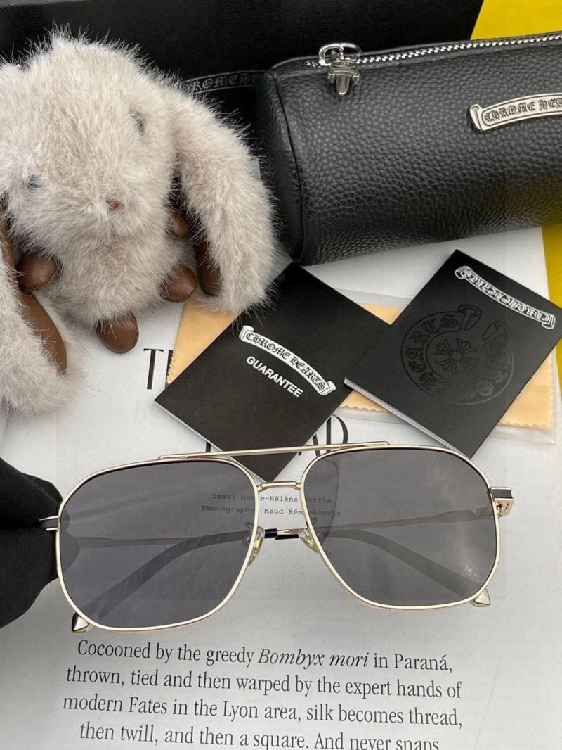 Fashionable Chrome Hearts Sunglasses 279013