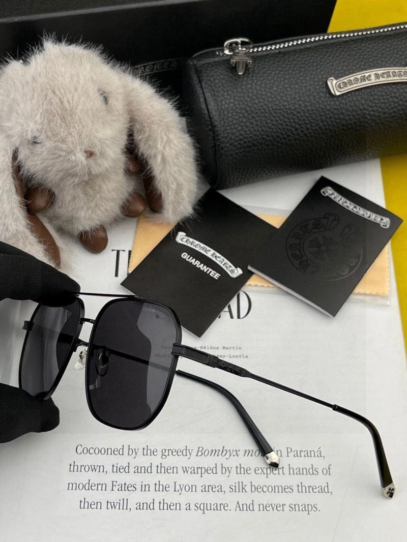 Fashionable Chrome Hearts Sunglasses 279013
