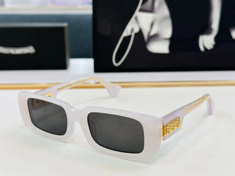 Lightweight Chrome Hearts Sunglasses 279026
