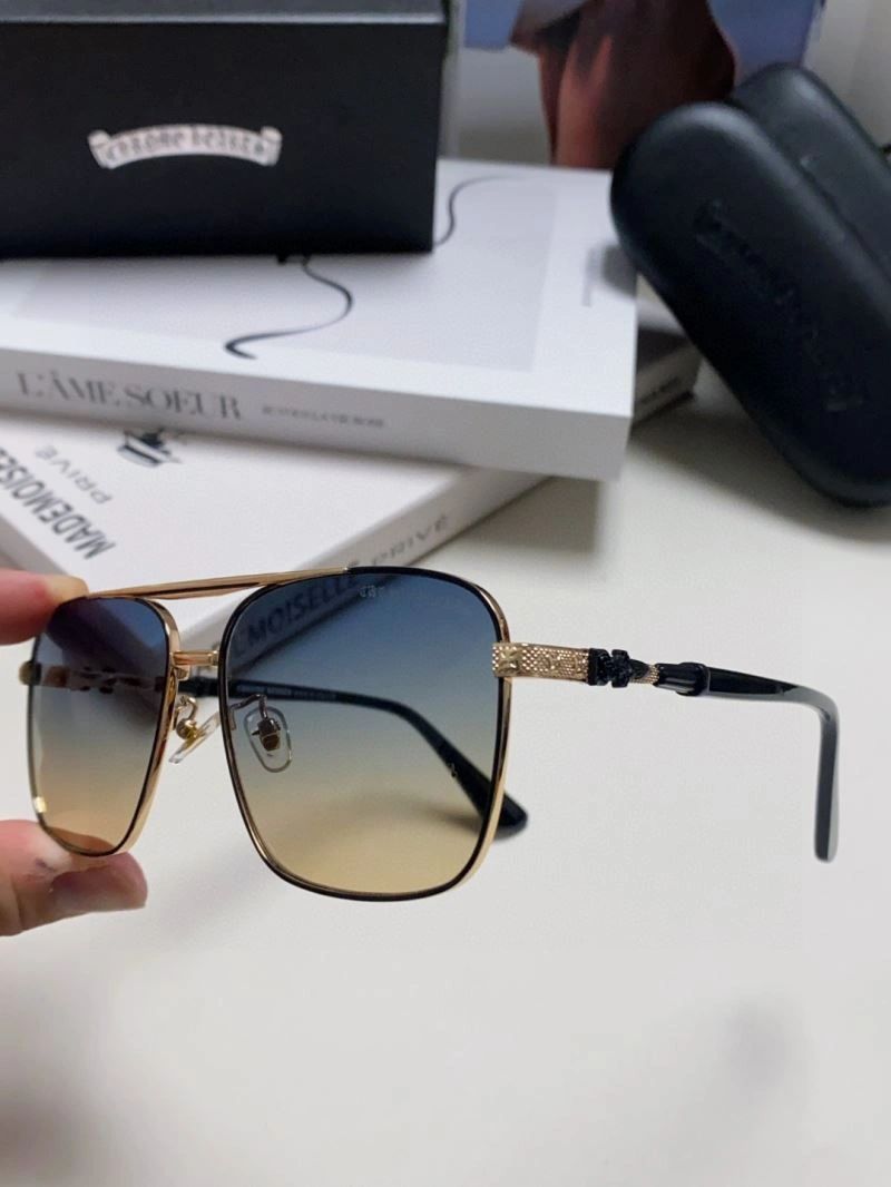 Sleek Chrome Hearts Sunglasses 279001