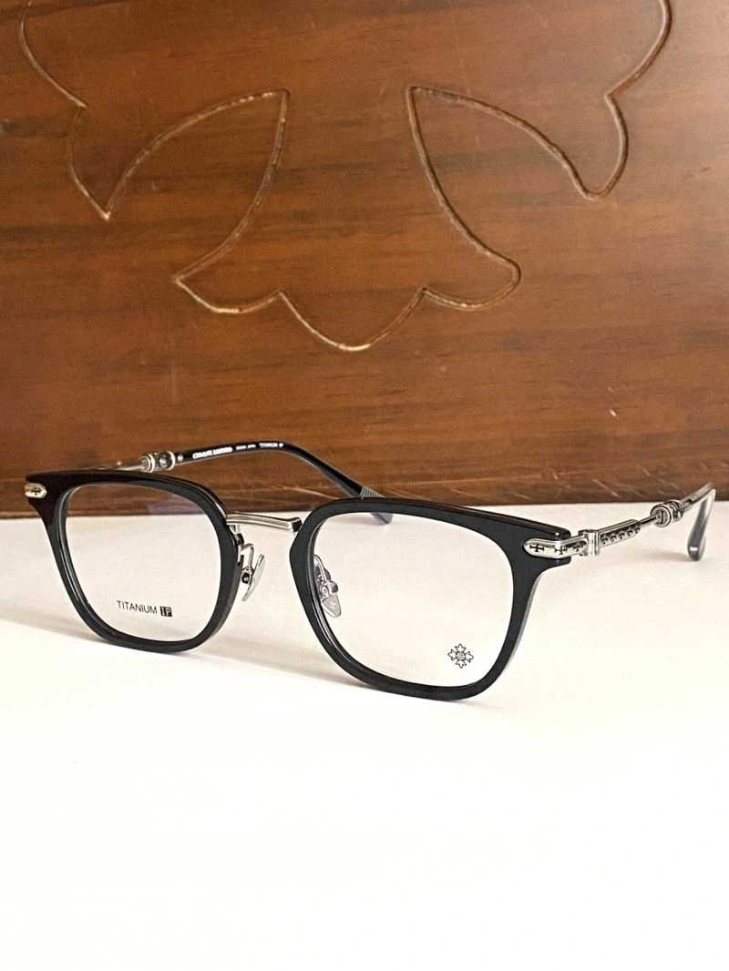 EyeCatching Chrome Hearts Sunglasses 279046